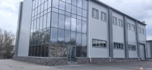 Быстровозводимое здание бытовой корпус из ЛСТК и сэндвич-панелей